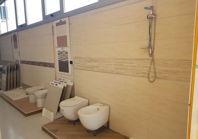 Realizziamo progetti chiavi in mano e ai nostri clienti riserviamo il meglio. Design ed Eleganza al tuo servizio.
